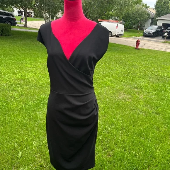 Miusol Black on or off Shoulder Dress - Picture 1 of 6